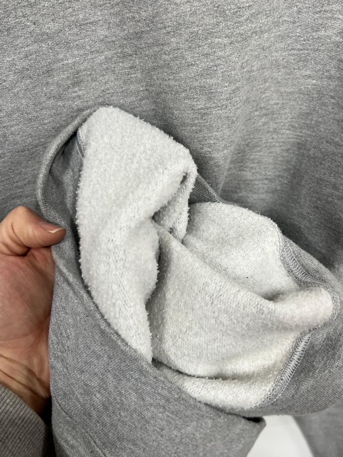 챔피온 어센틱 애슬레틱웨어 기모 맨투맨 상품이미지4