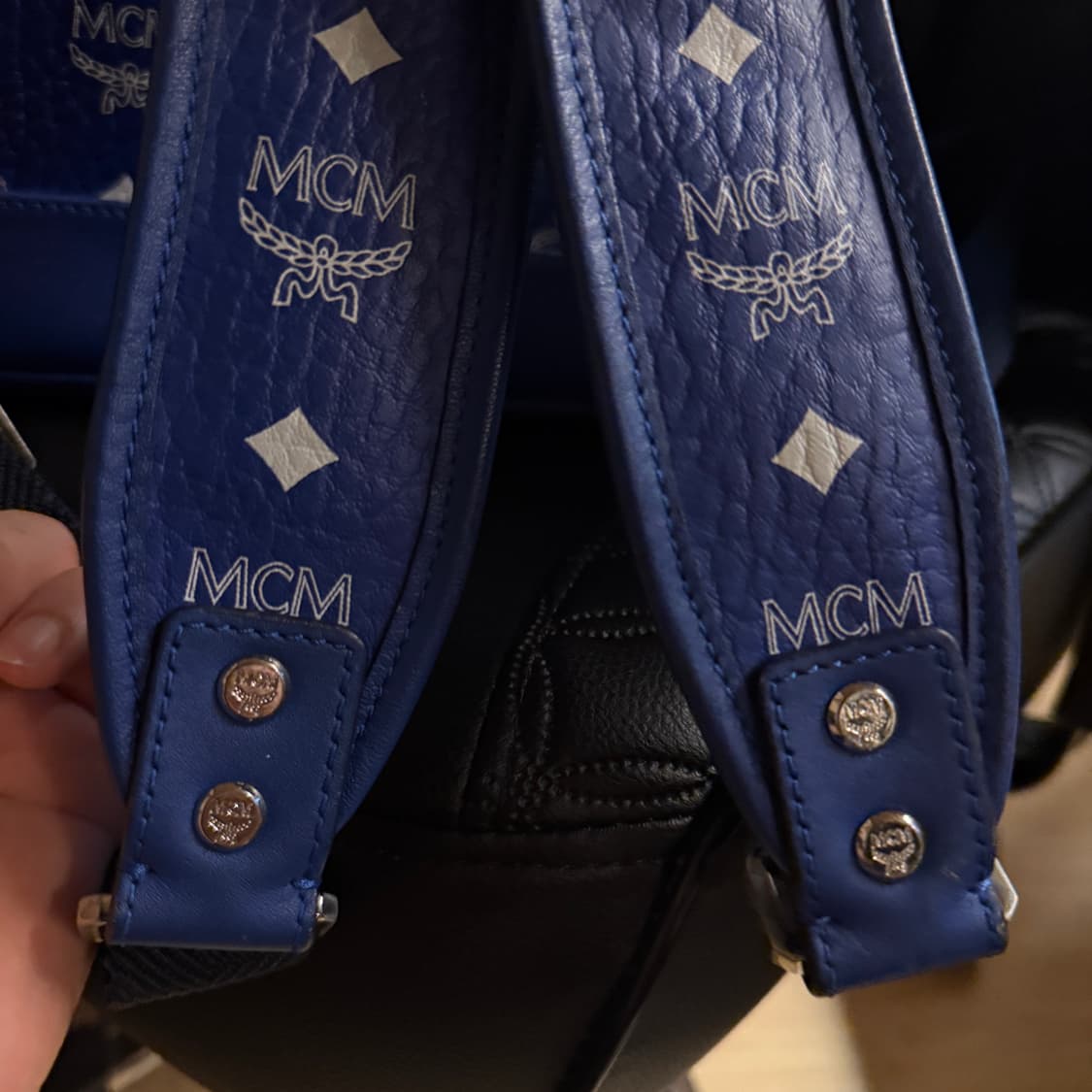 Rare* MCM 백팩 블루 상품이미지3