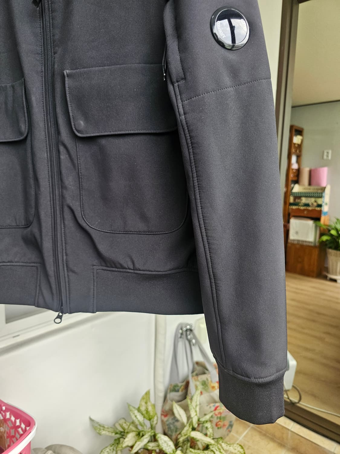 고급 나일론 씨피컴퍼니 자켓 팔아요 cp컴퍼니 50 100 105 라지  상품이미지3