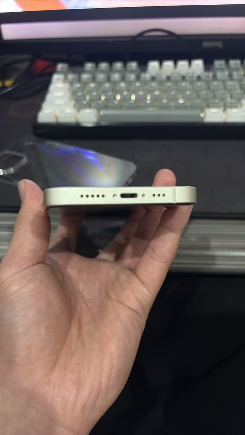 아이폰13 스타라이트 상품이미지6