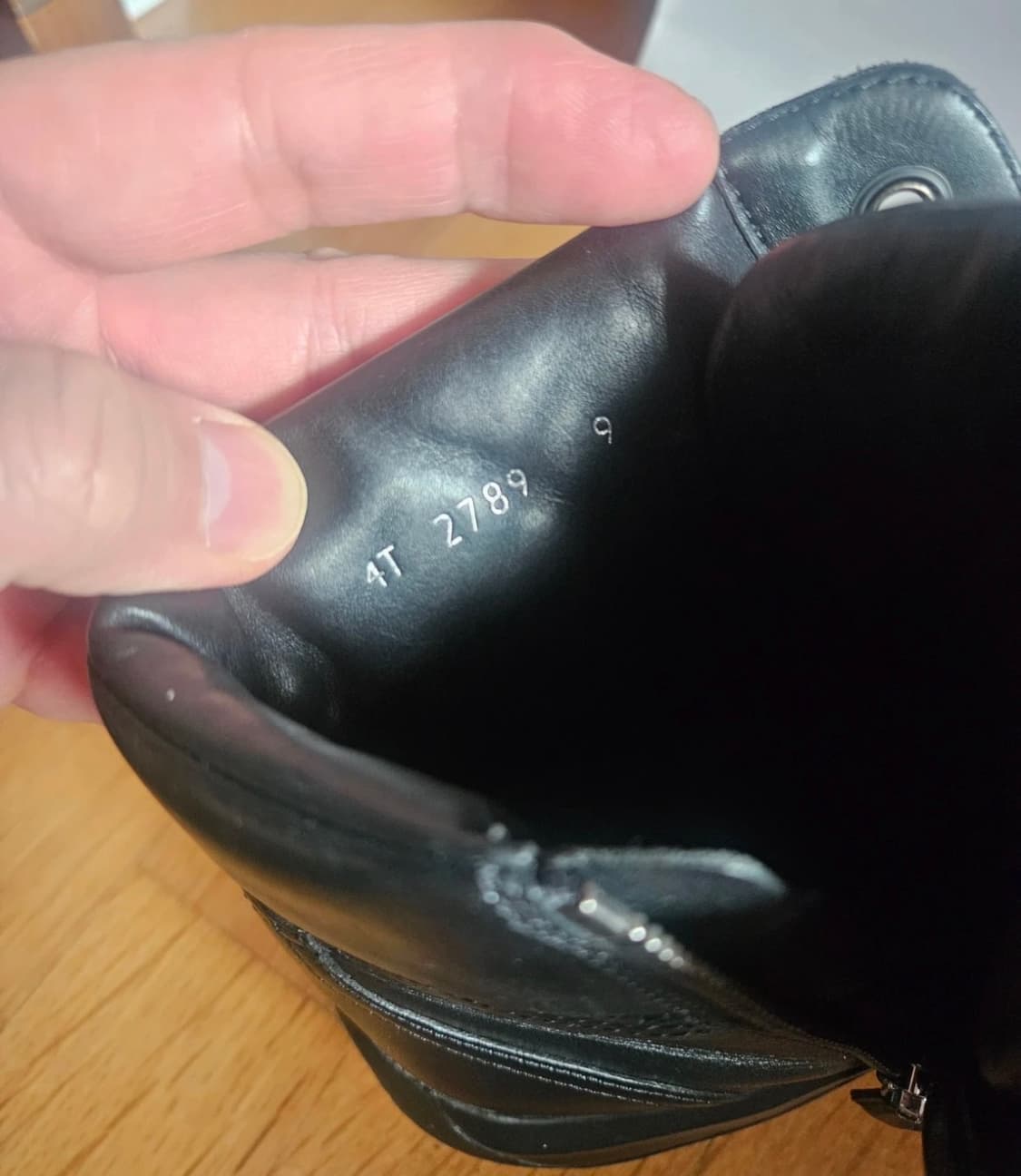 프라다 레더 스니커즈 상품이미지7