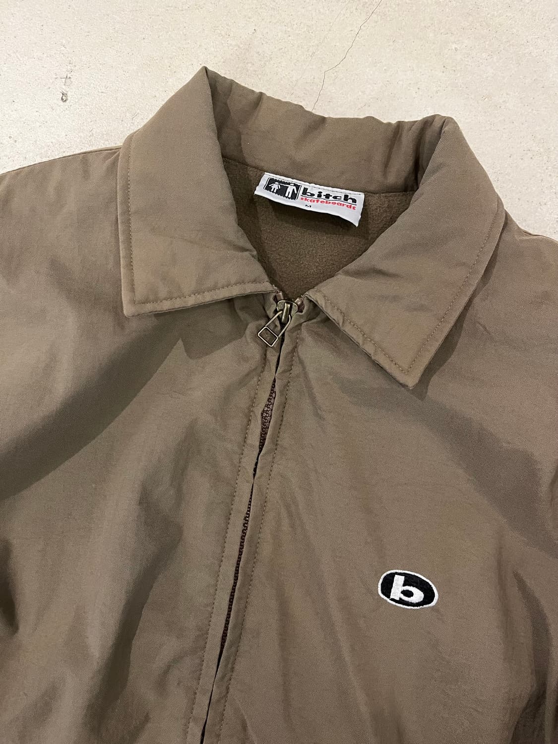 빈티지 BITCH 스케이트 폴리자켓 상품이미지3