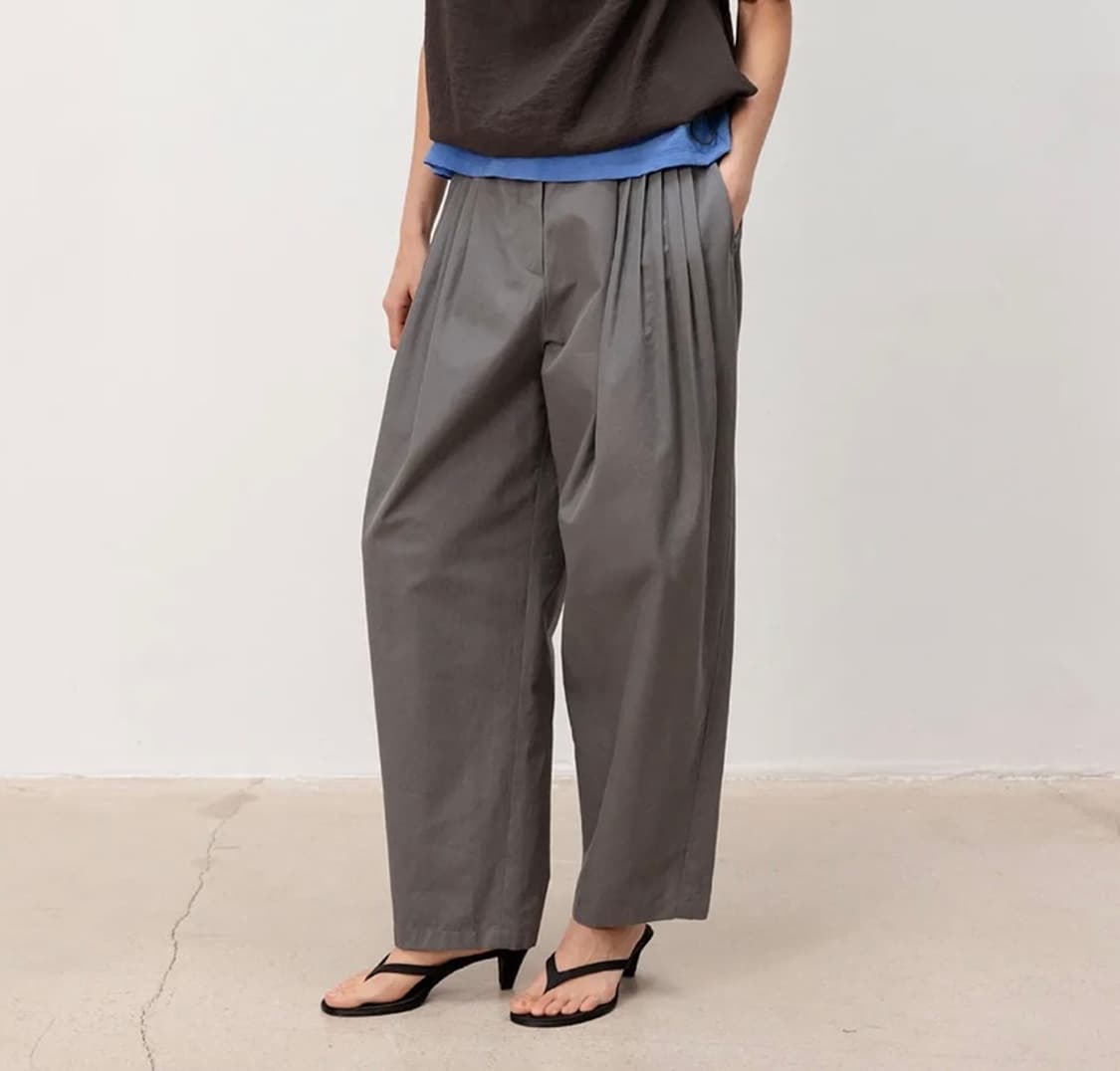 문달 moondal 코튼 볼륨 턱 팬츠 차콜 s 상품이미지1