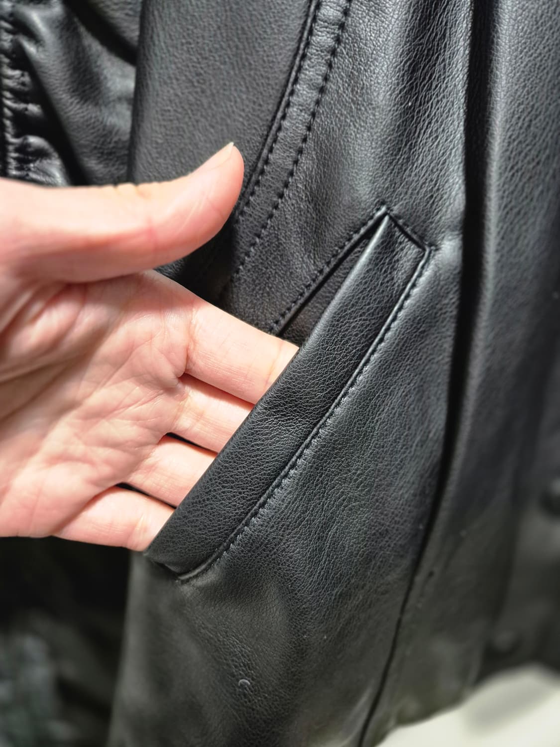 빈티지 블랙 레더 셔링 자켓.새상품 상품이미지4