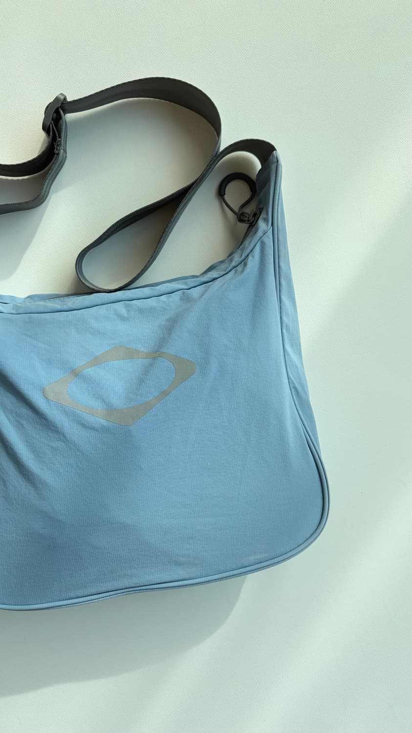 미스치프 크로스백 상품이미지2