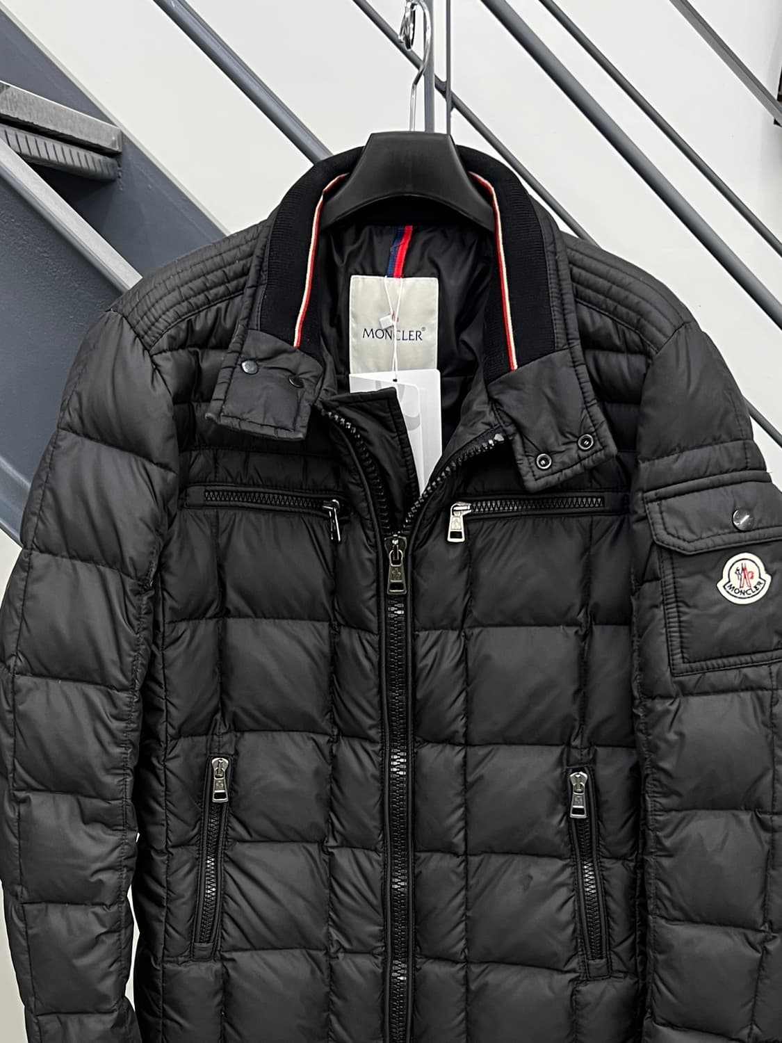 몽클레어 퀼팅 바이커 패딩 자켓 상품이미지2