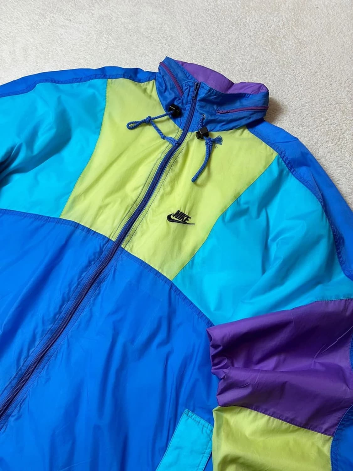 나이키 90's 올드스쿨 배색 빅로고 바람막이 자켓 PN6726    상품이미지4