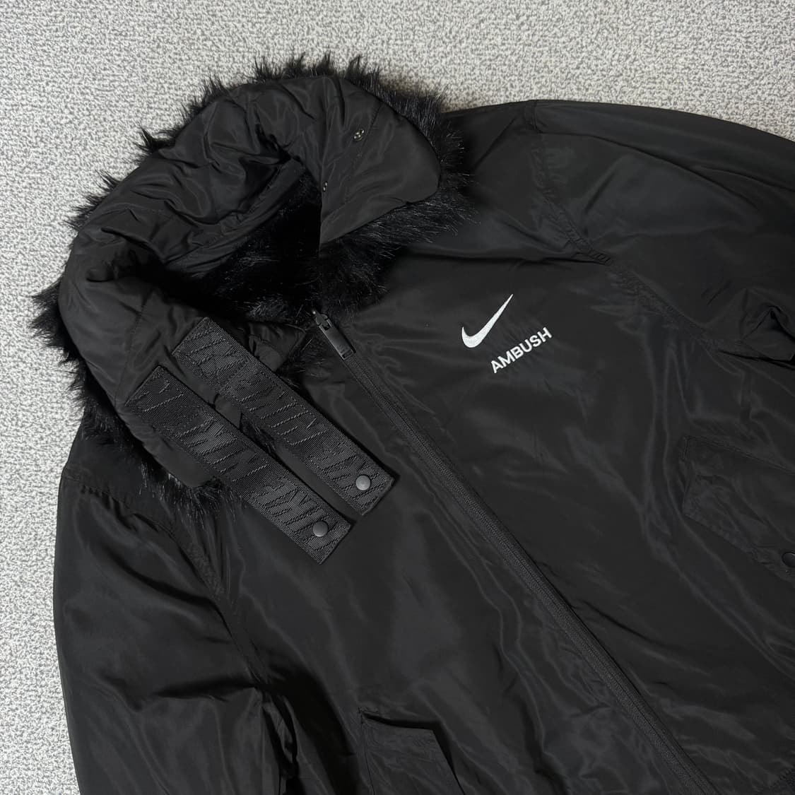[크림가 118만원] 나이키 x 엠부쉬 리버시블 퍼자켓 L 상품이미지6