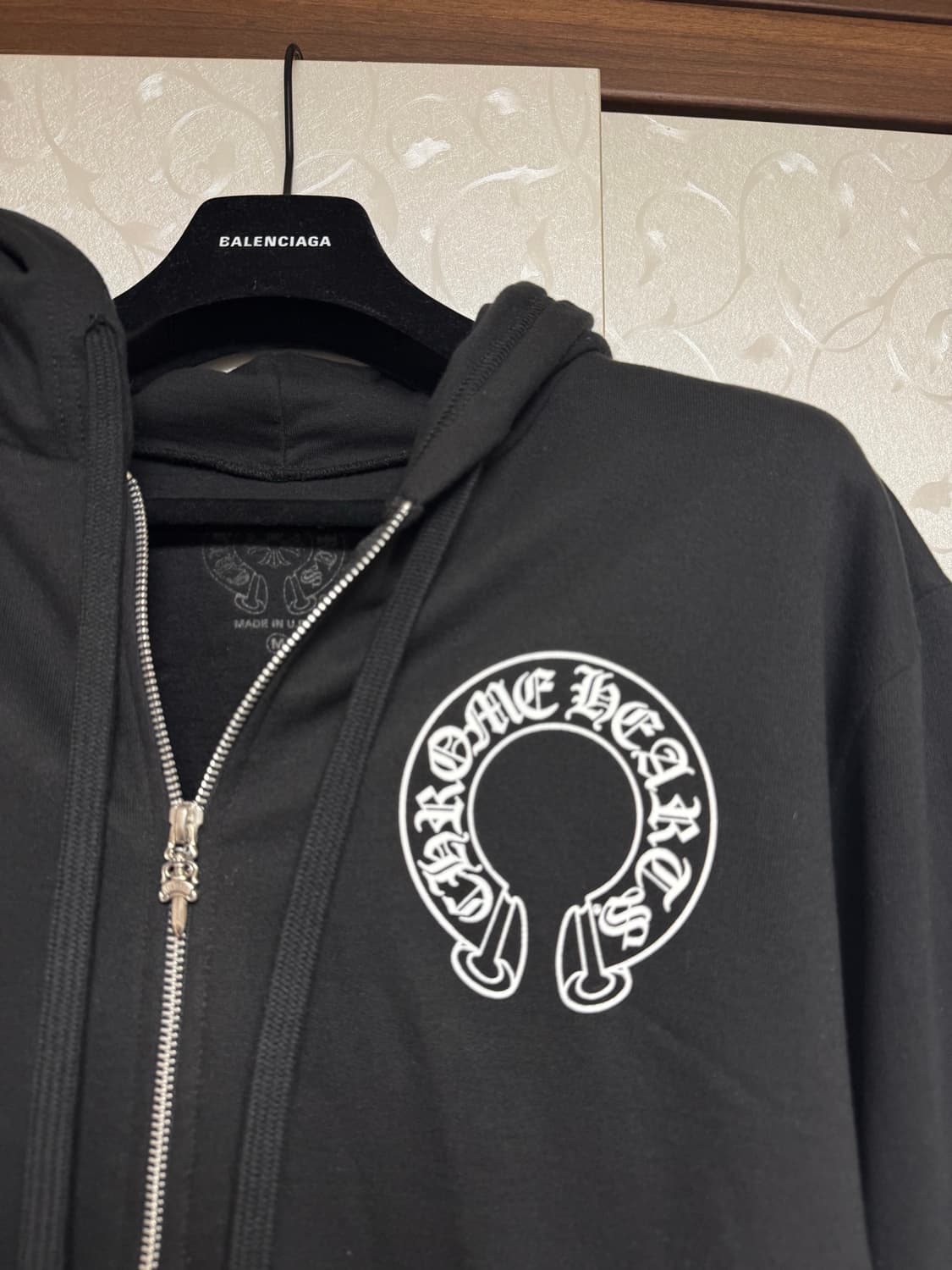 크림발 크롬하츠 홀스슈 플로랄 플리스 퍽유 집업 후드 블랙 M 상품이미지3