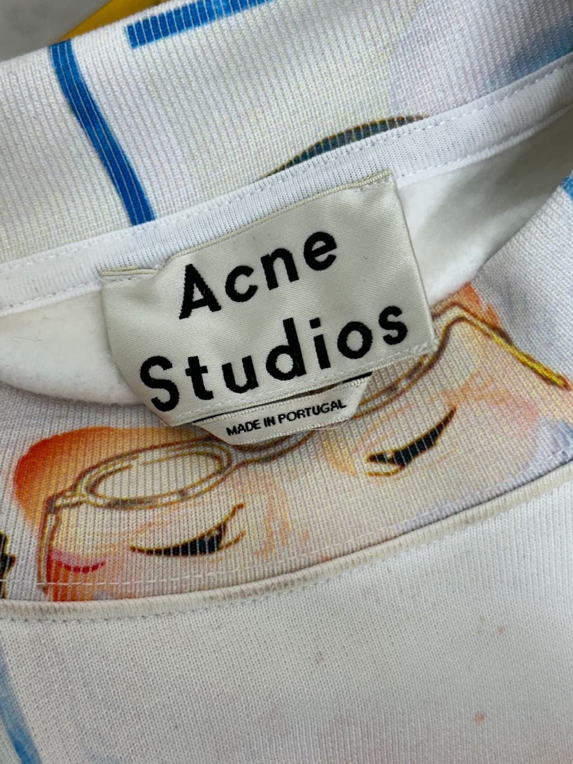 아크네 기모 맨투맨 상품이미지6