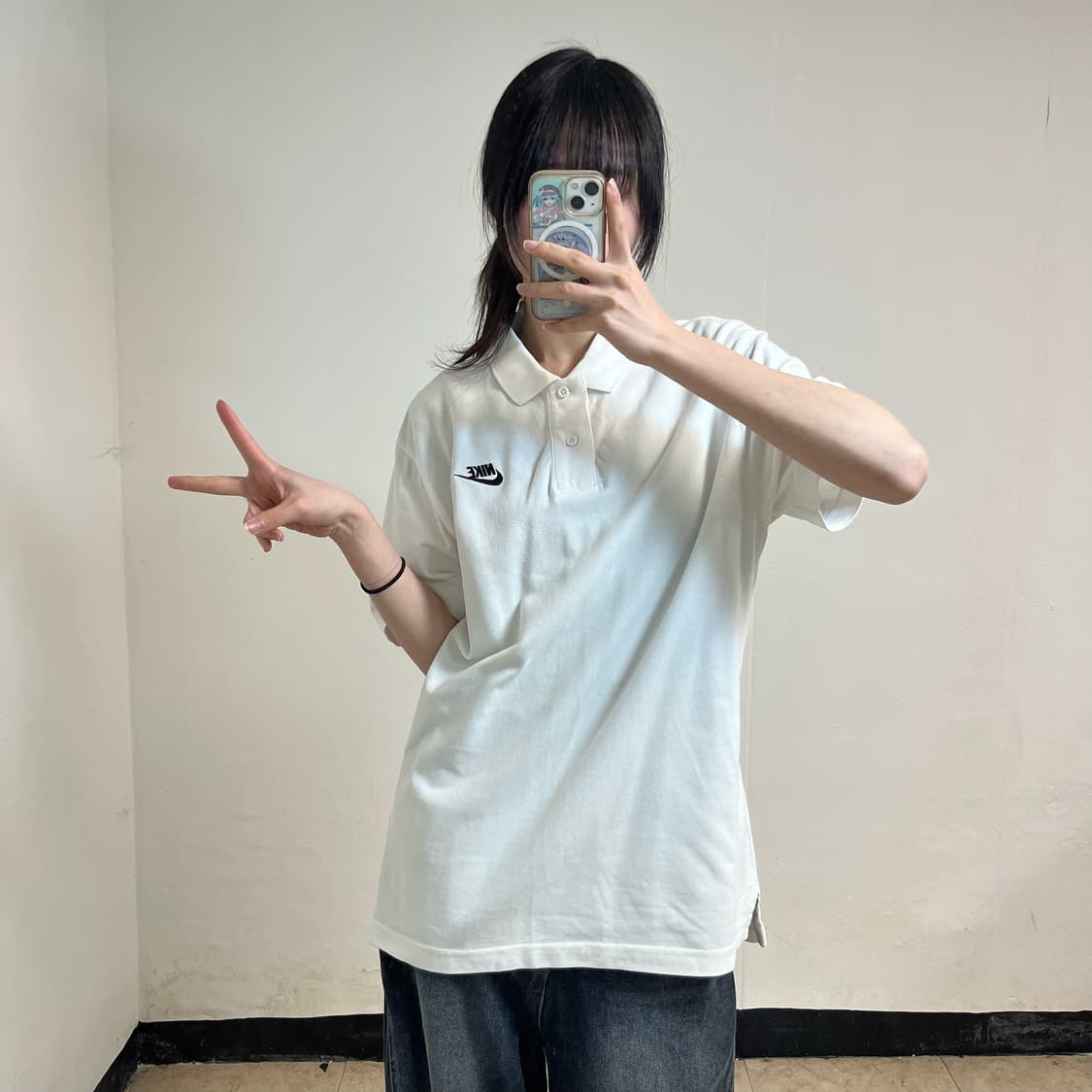 Nike white collar t-shirt 상품이미지1