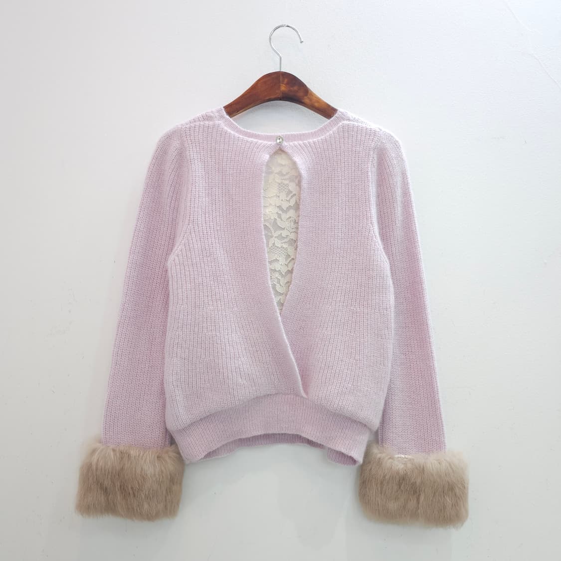 앙고라 토끼퍼 소매 레이스 백포인트 니트 상품이미지2