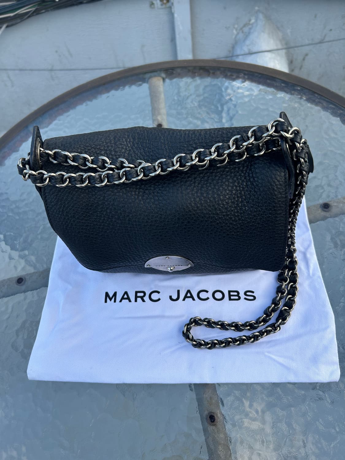 마크 제이콥스 블랙 가죽 체인숄더백 상품이미지3