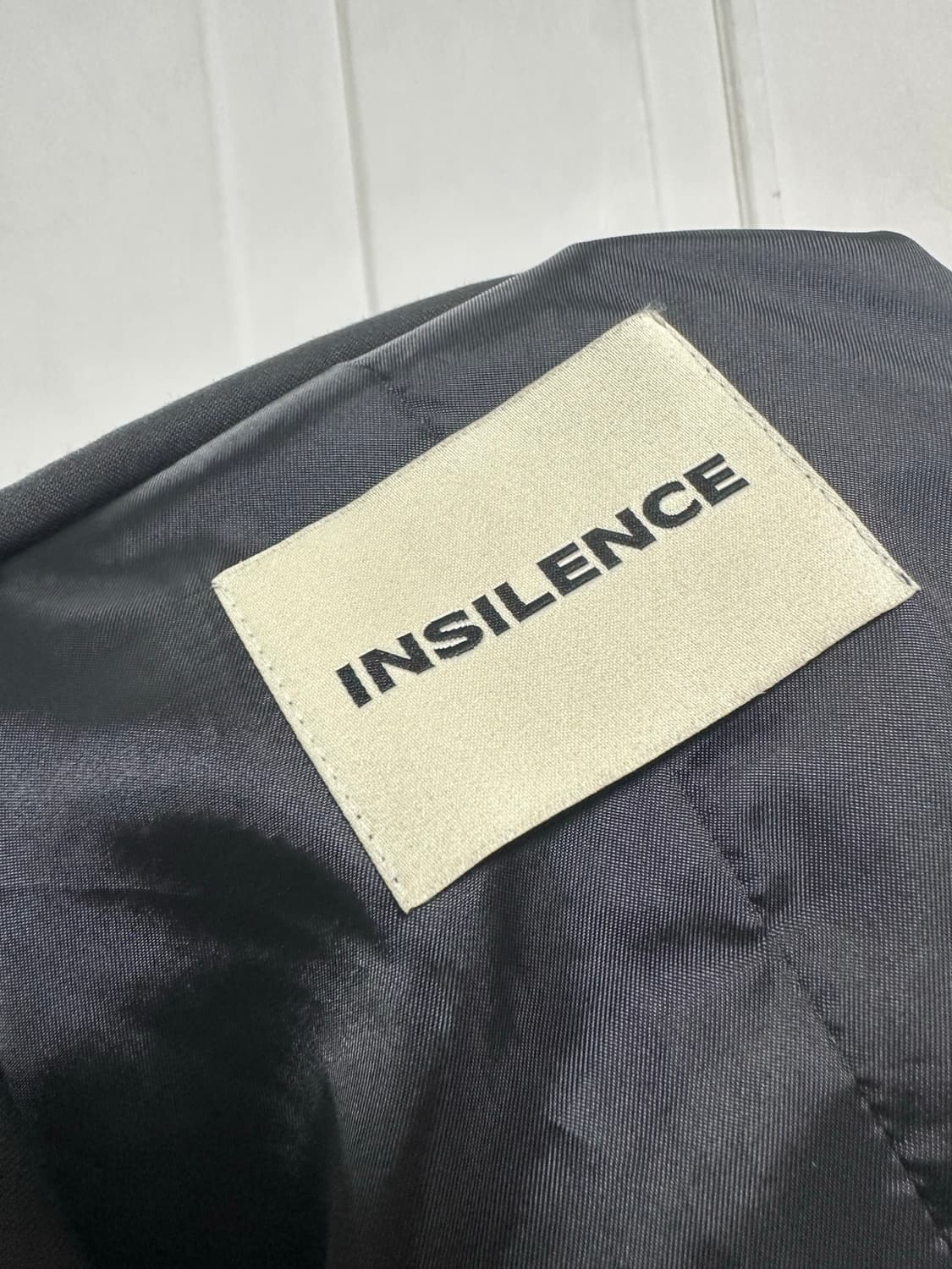 인사일런스 포켓 셔츠 상품이미지3