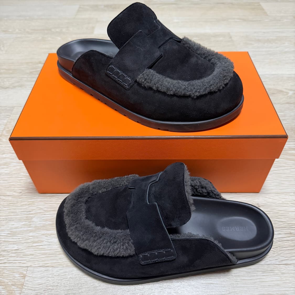 [S+급/42.5] 에르메스 시어링 고 뮬 스웨이드 블로퍼 상품이미지2