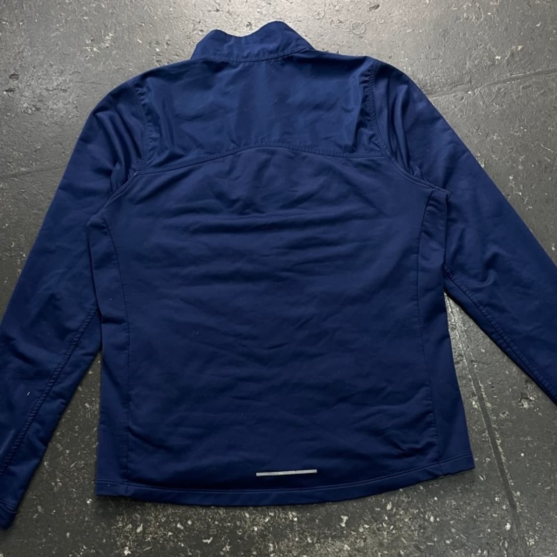 100 나이키 러닝 에센셜 필드 자켓  상품이미지5