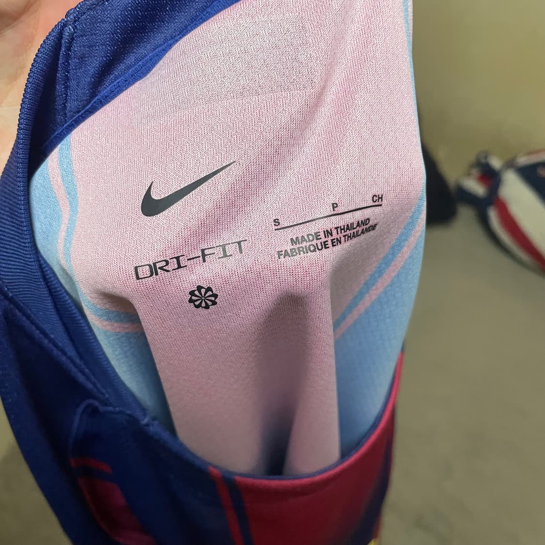 바르셀로나 25-26시즌 노마킹 유니폼 정품 상품이미지3