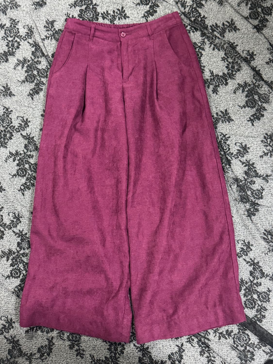 딥 와인 무드 벨벳 텍스처 와이드 팬츠 상품이미지1