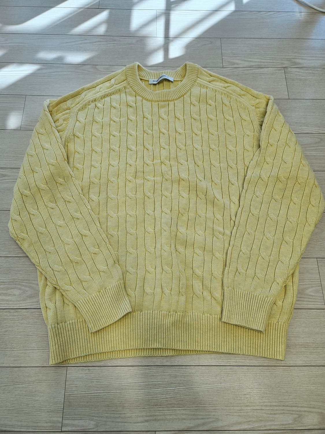 인템포무드 꽈배기니트 연노랑 L 상품이미지1