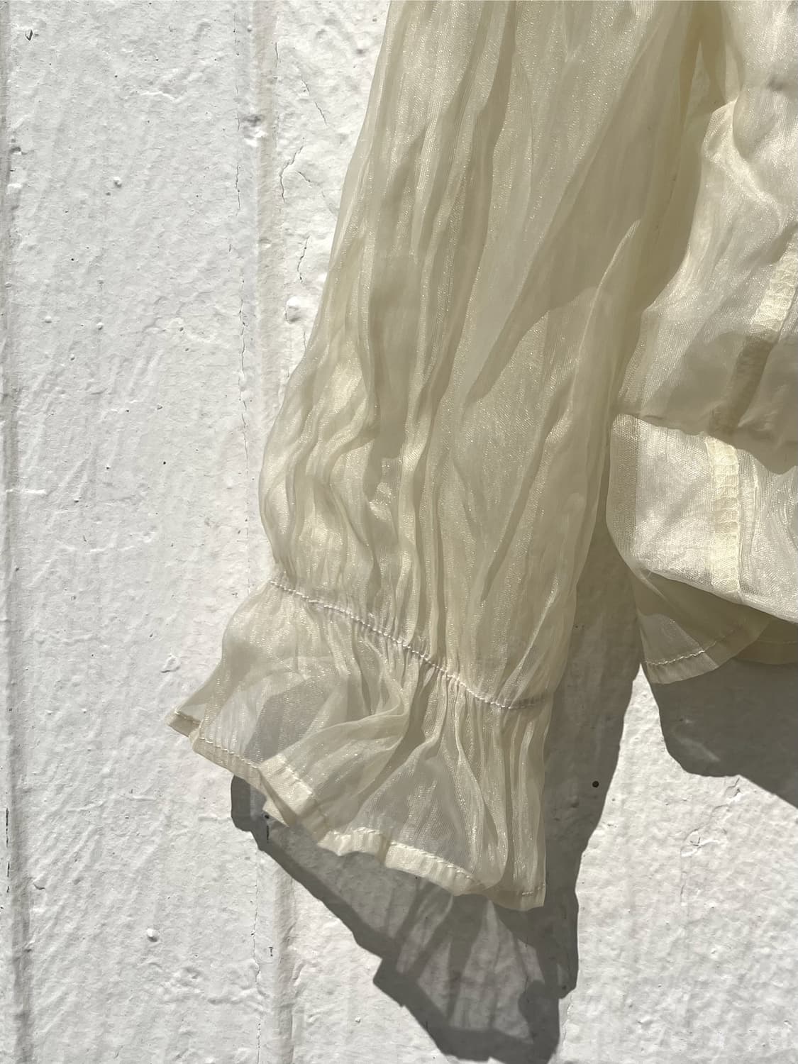 Off-Shoulder Sheer Blouse 오프숄더 쉬어 블라우스 상품이미지5