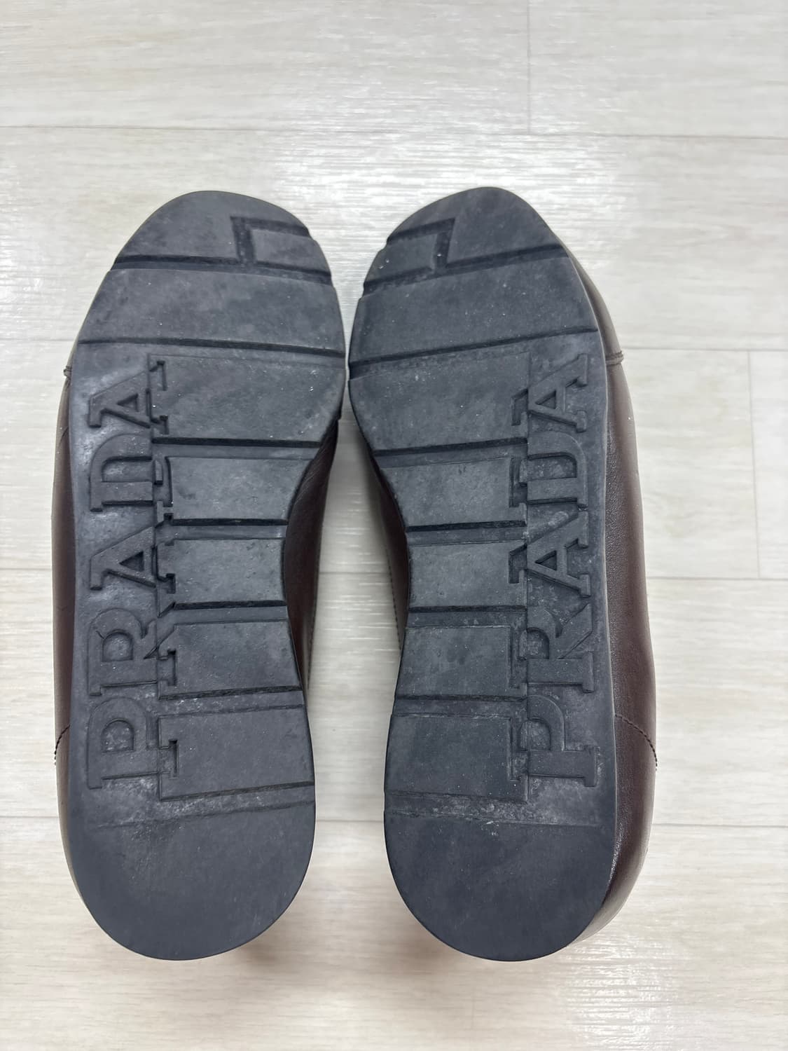 프라다 스포츠 레더 브라운 스니커즈 상품이미지2