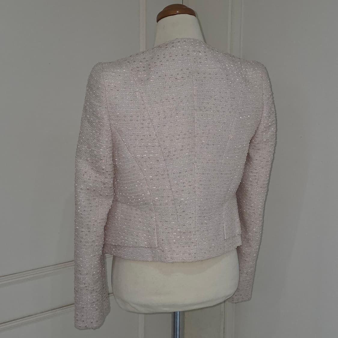 빈티지) 핑크x화이트x골드 트위드 앤틱 브로치포함 여성 로맨틱 정장 자켓 상품이미지2