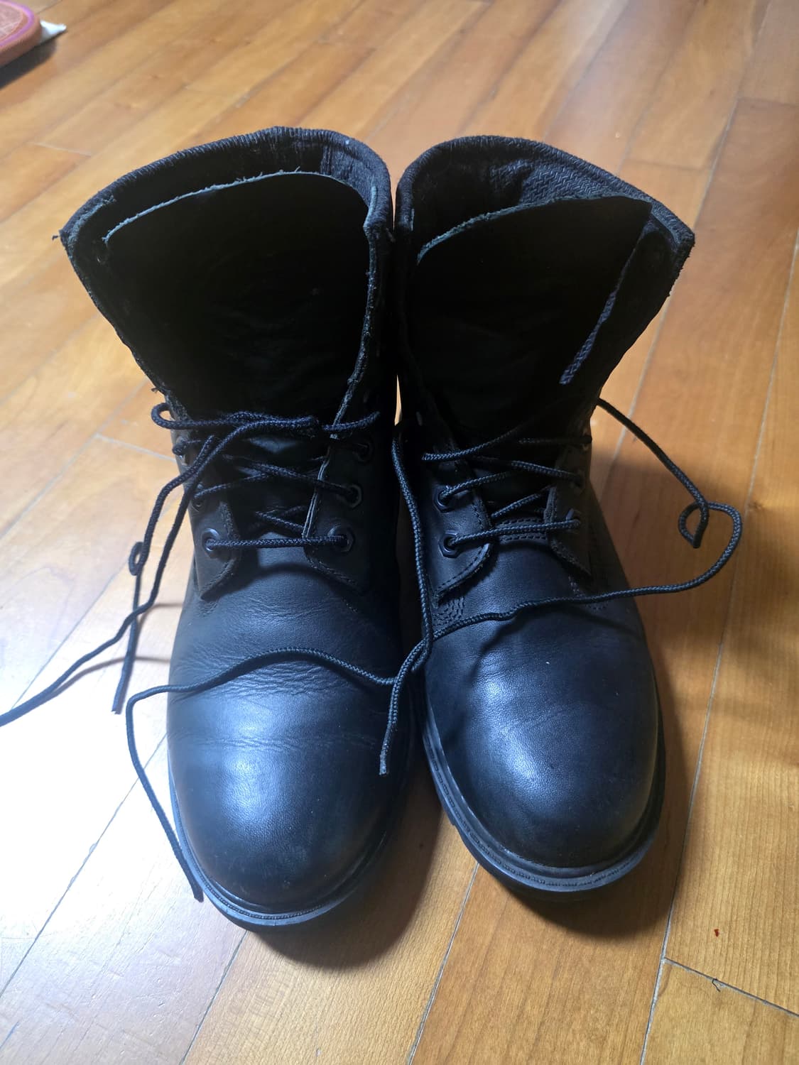 팀버랜드 6인치 블랙부츠(255~260) 상품이미지2