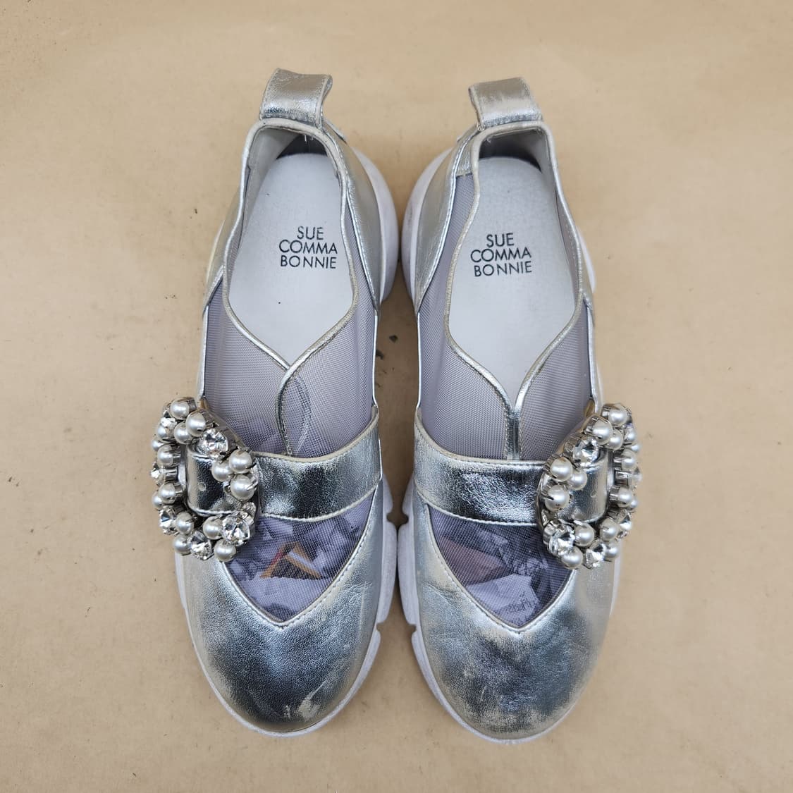 슈콤마보니 실버 여성스니커즈 235 굽4 상품이미지2