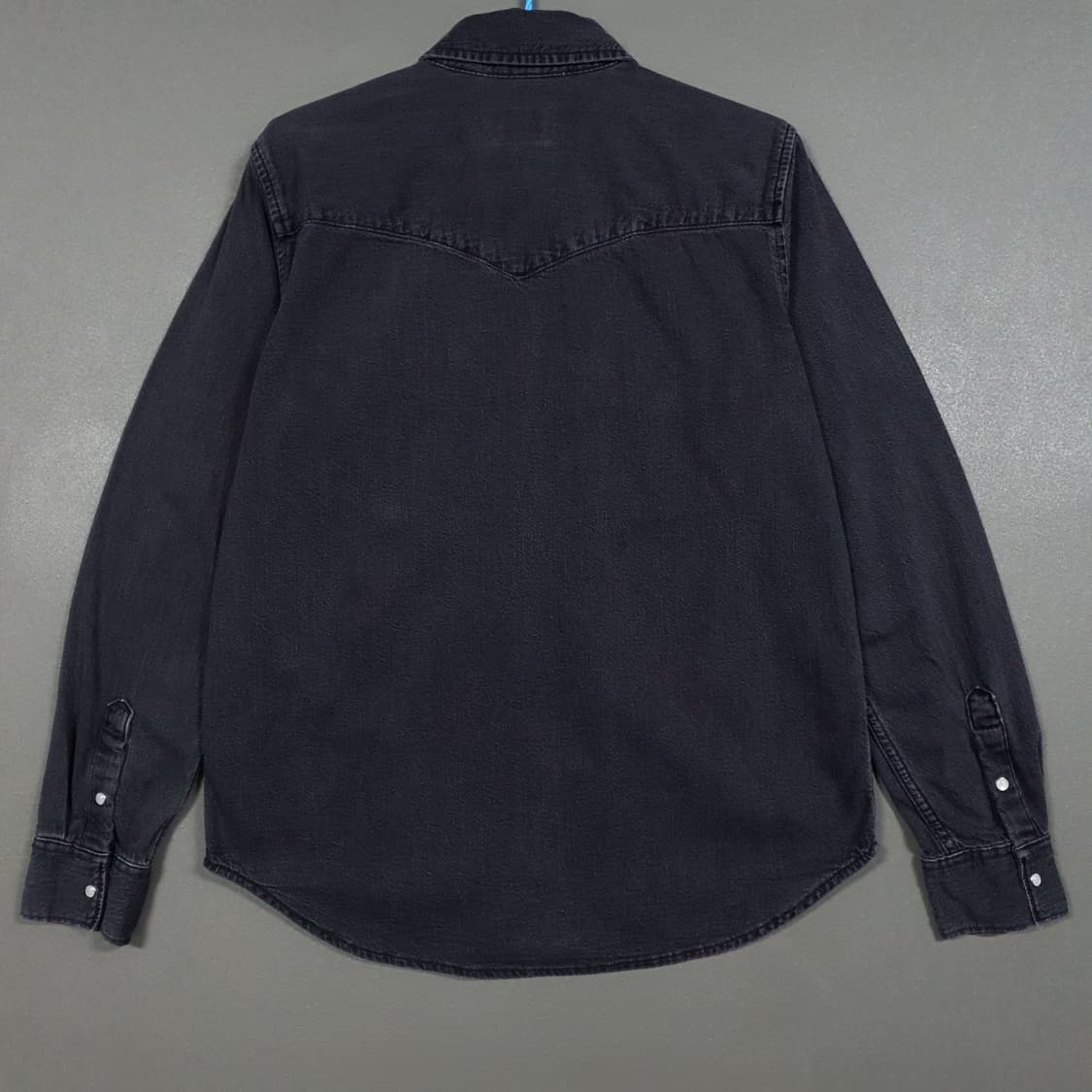 여성 M (90) 리바이스 아이코닉 흑청 투포켓 웨스턴 데님 셔츠 남방 상품이미지8
