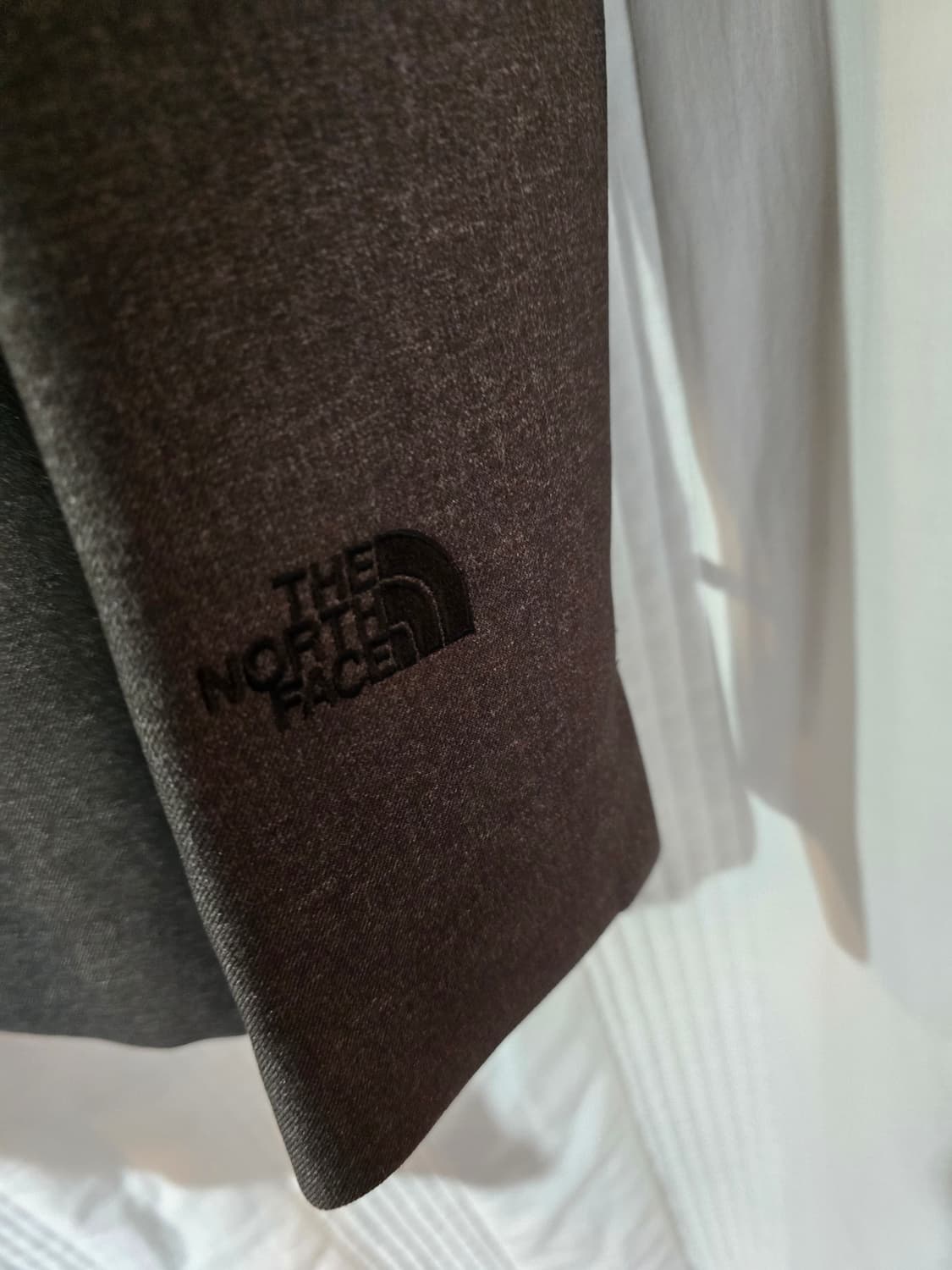 노스페이스 그레이 블레이저 자켓 상품이미지3