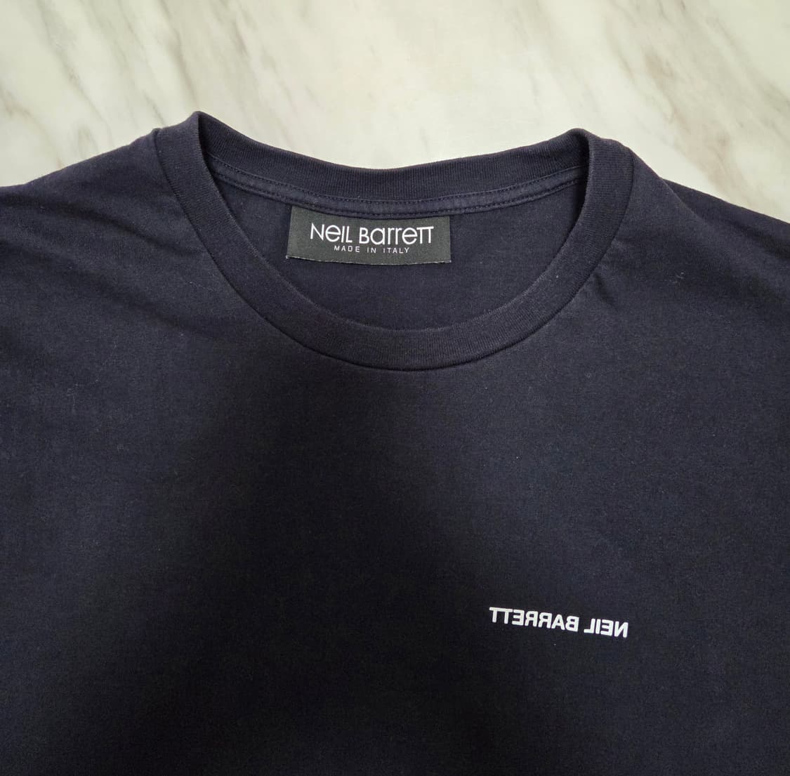 닐바렛 리버스 로고 썬더 프린팅 반팔티  상품이미지3