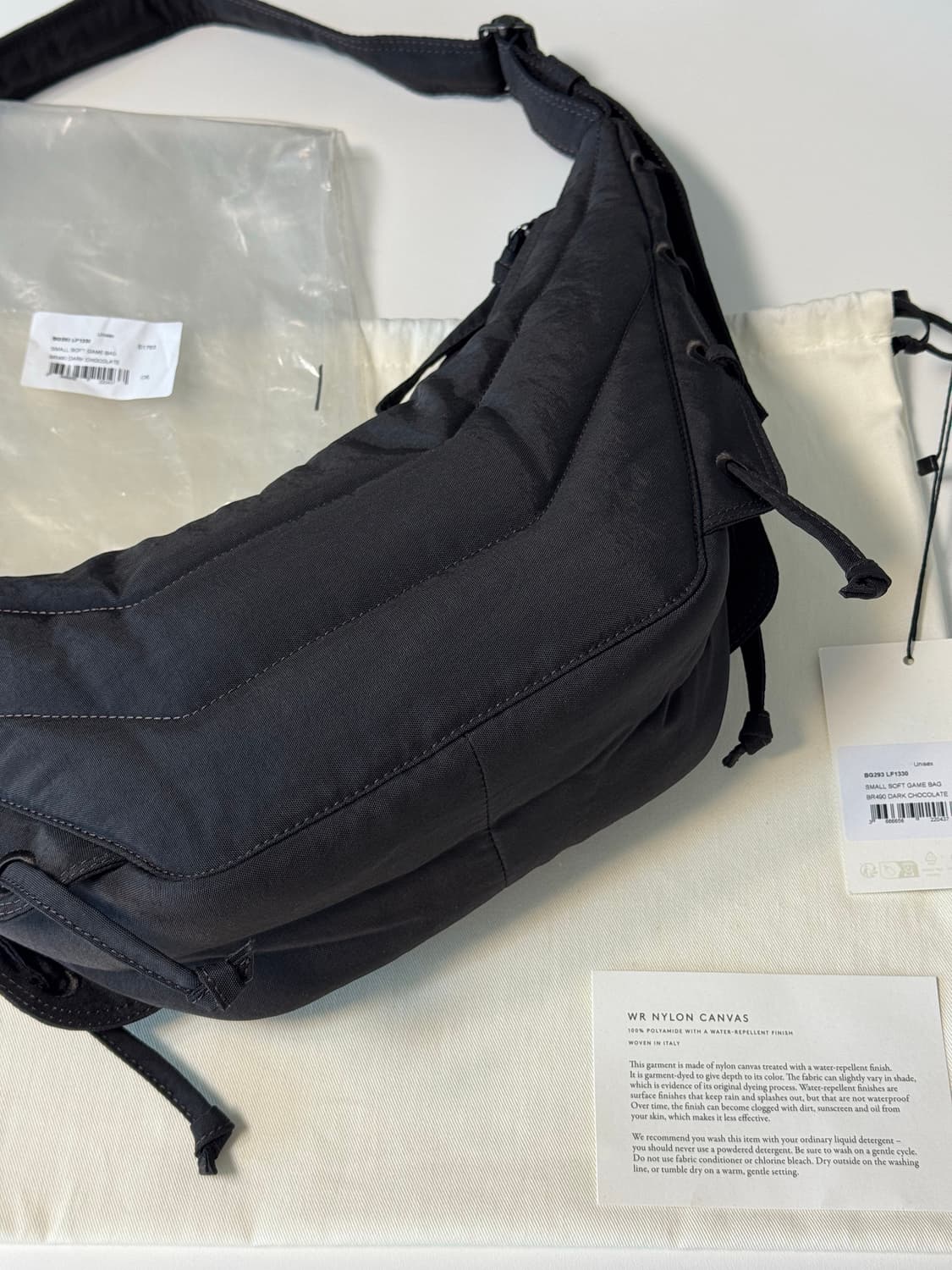 르메르 소프트게임백 스몰 다크초코 상품이미지3