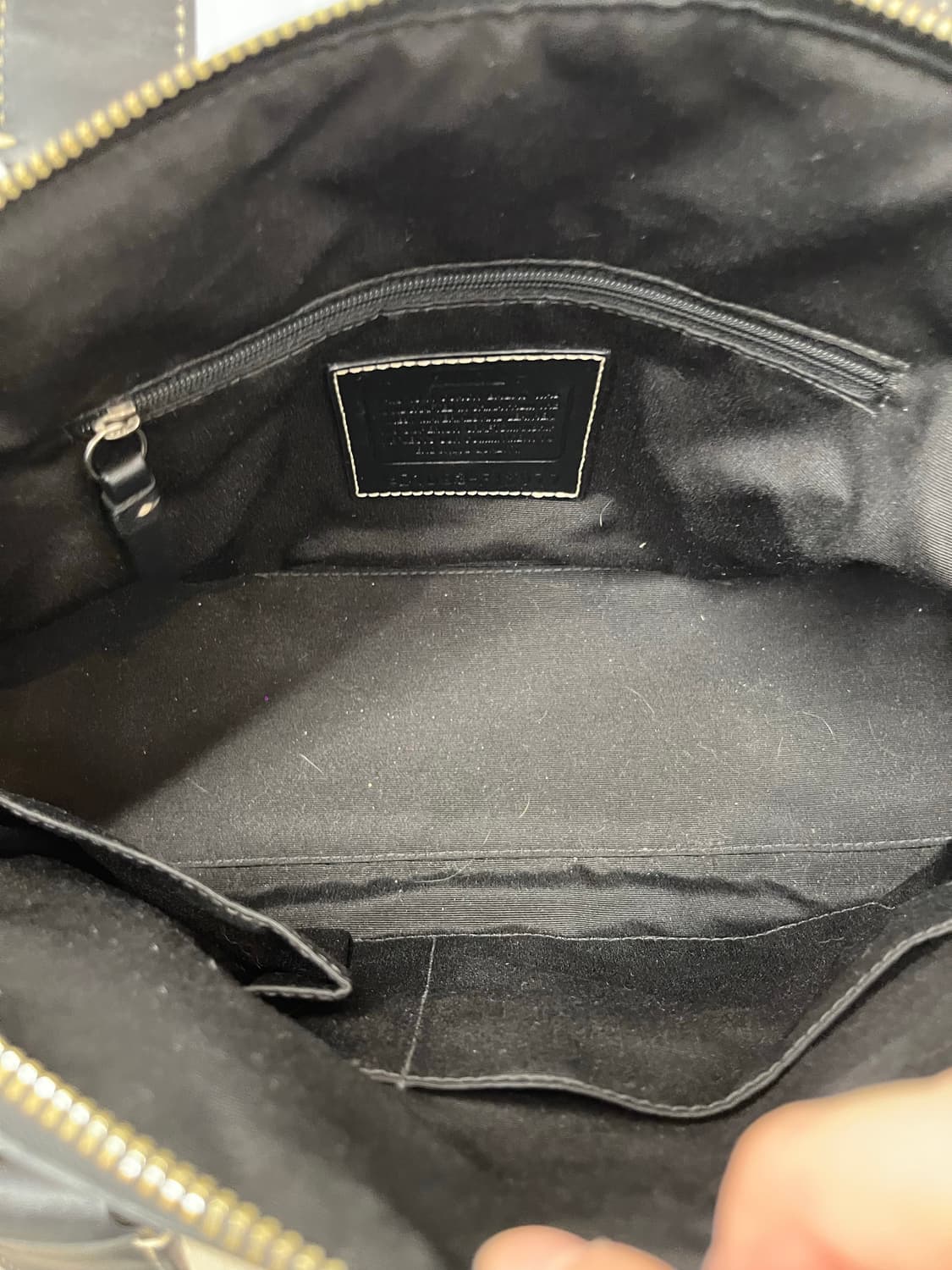 Coach Vandal Black Shoulder Bag 상품이미지8