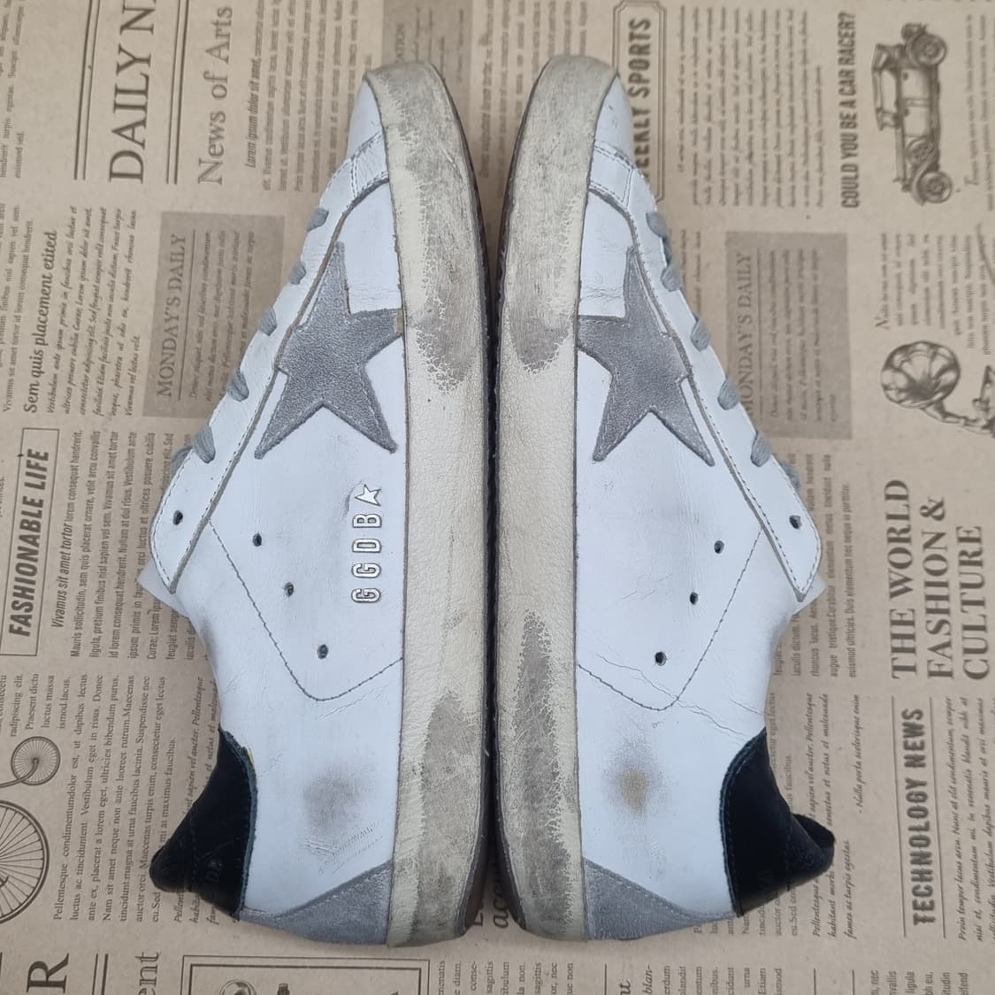 골든구스 슈퍼스타 블랙탭 스니커즈 37 240 상품이미지5