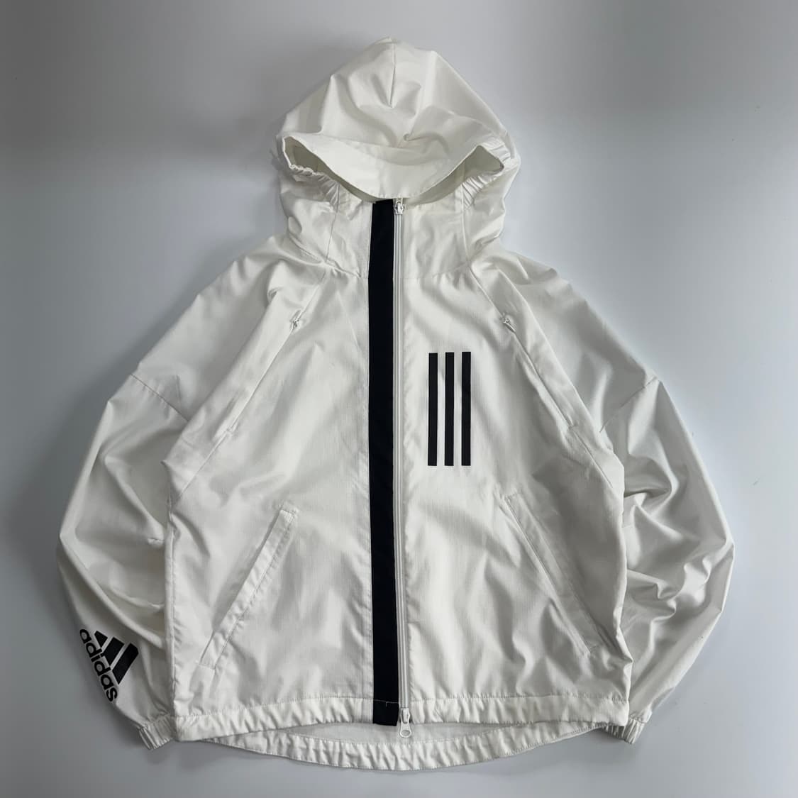 Adidas 아디다스 2-way 흰검 바람막이 상품이미지3