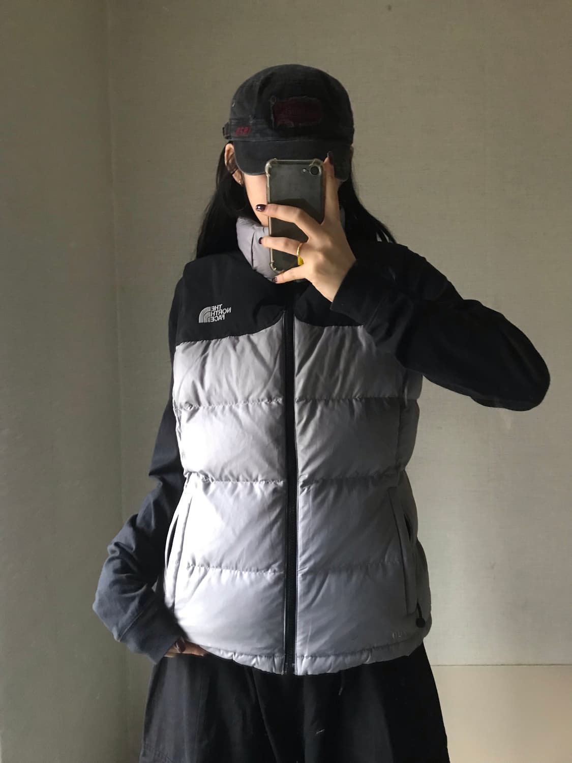 노페 눕시 그레이 패딩조끼 상품이미지4