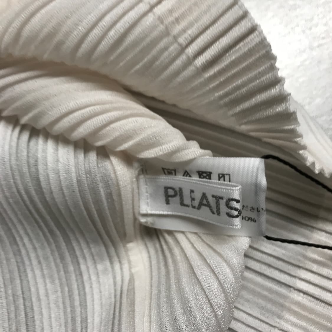 이세이미야케 플리츠플리즈 넥워머 상품이미지3