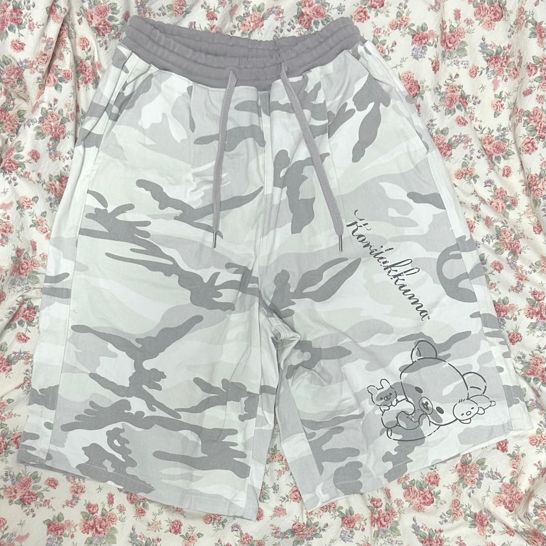 허그유어스킨 코리락쿠마 카모 버뮤다팬츠 상품이미지1