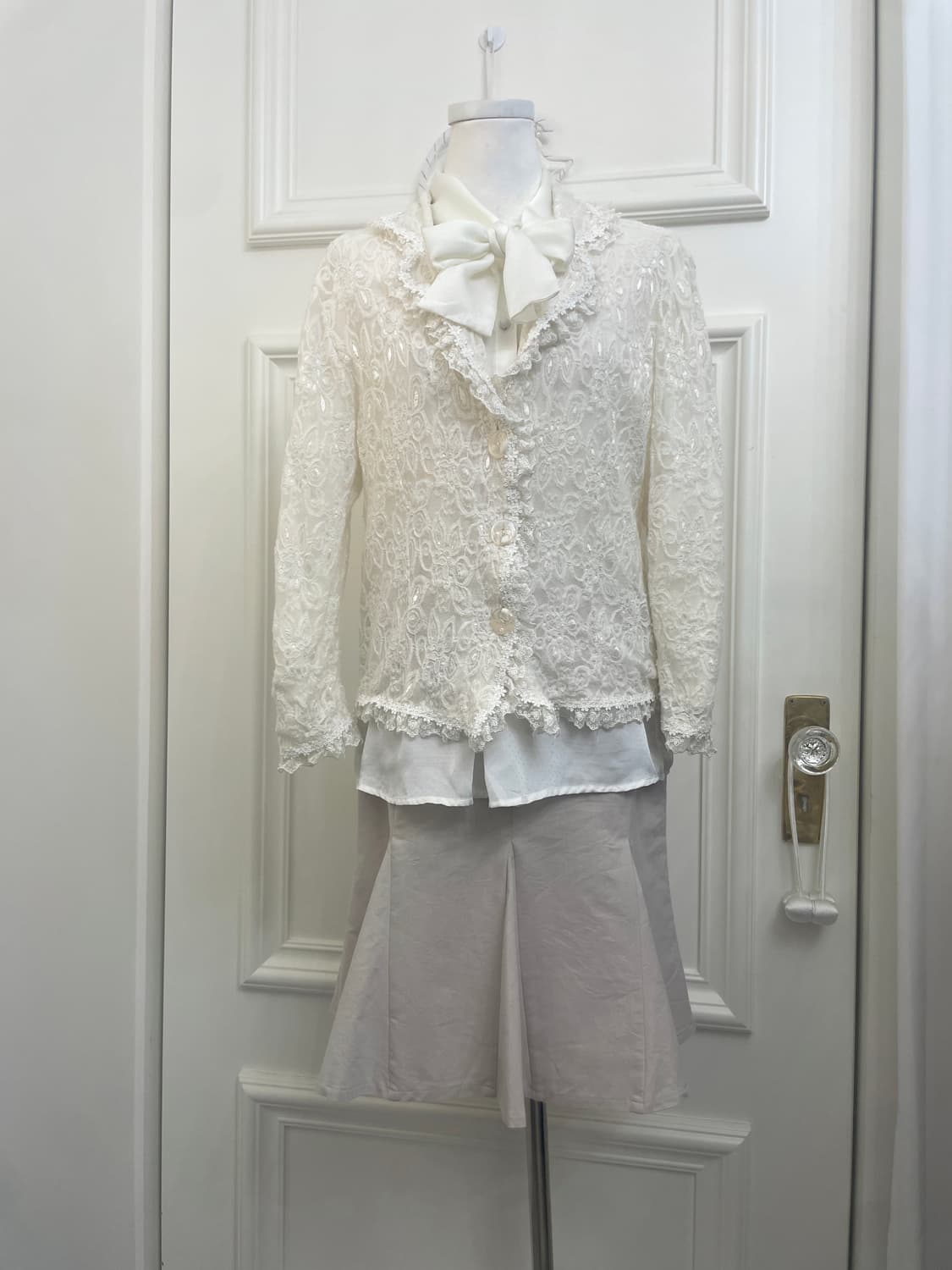 ivory bow point dot lovely blouse 상품이미지9