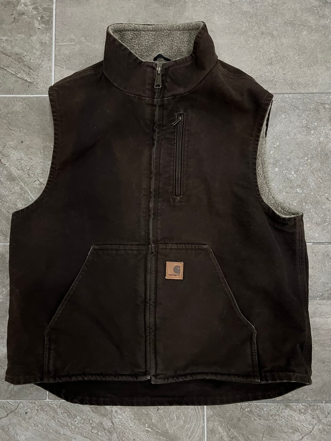 (L)칼하트 셰르파 넥 조끼베스트 V33 DKB 다크브라운 상품이미지6