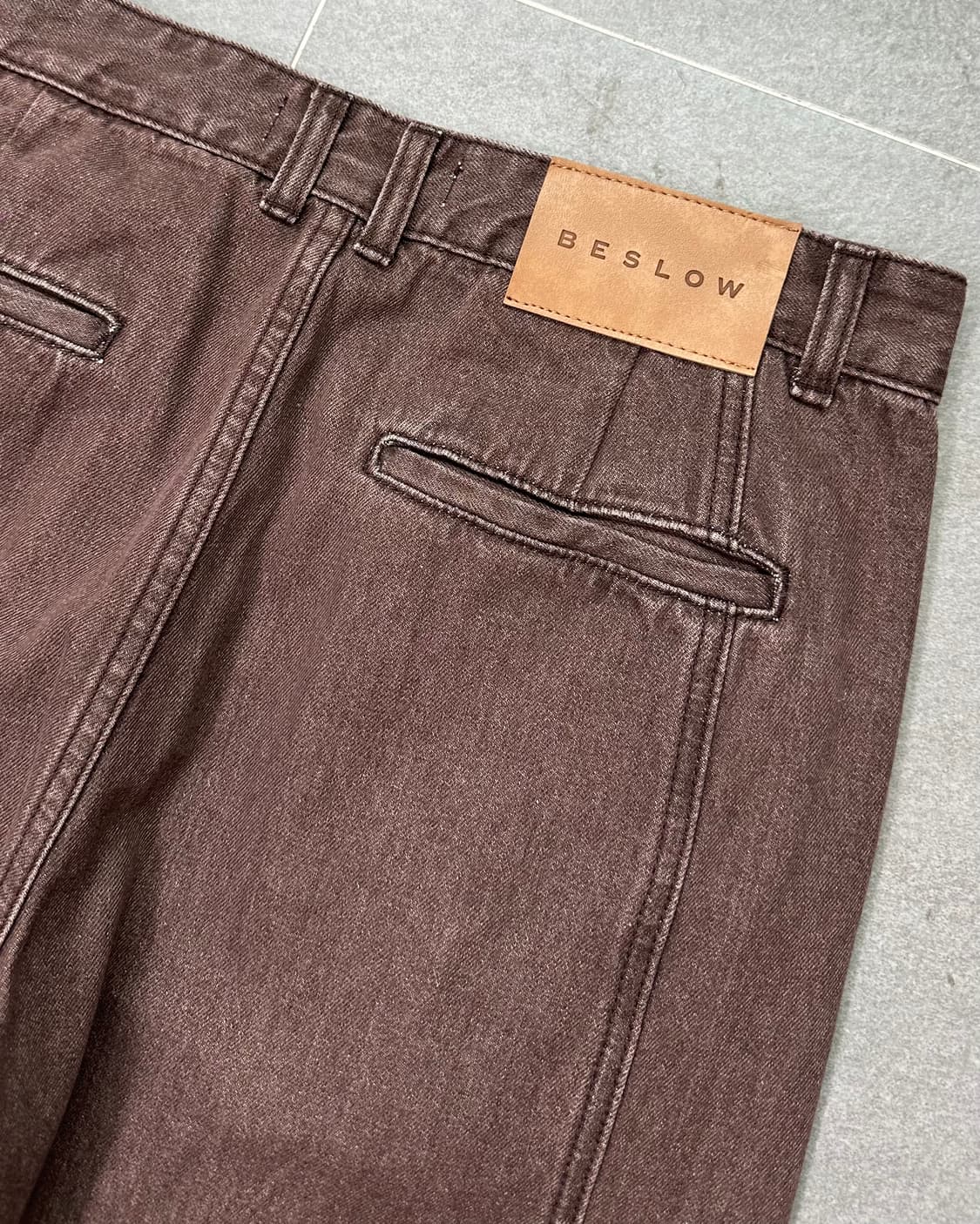 새상품(허단39)BESLOW 커브드 팬츠-M2135 상품이미지2