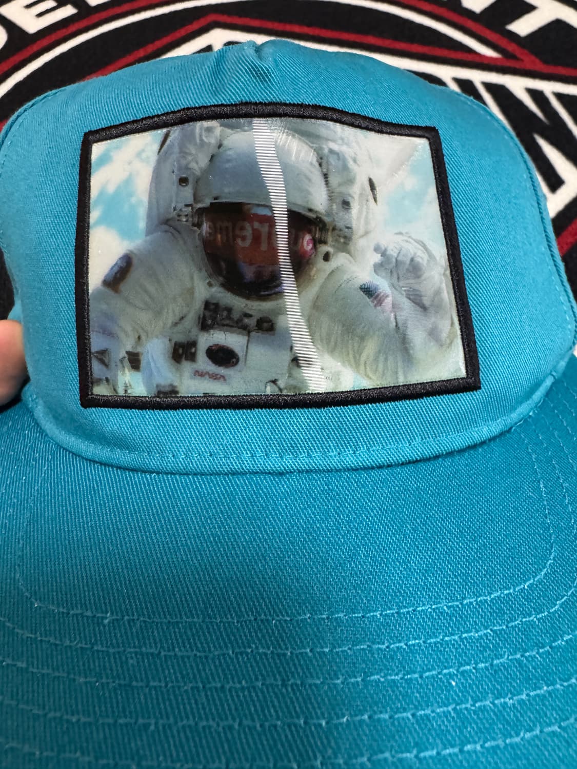 슈프림 아스트로넛 홀로그램 5 패널 틸 캡 FW16 상품이미지9