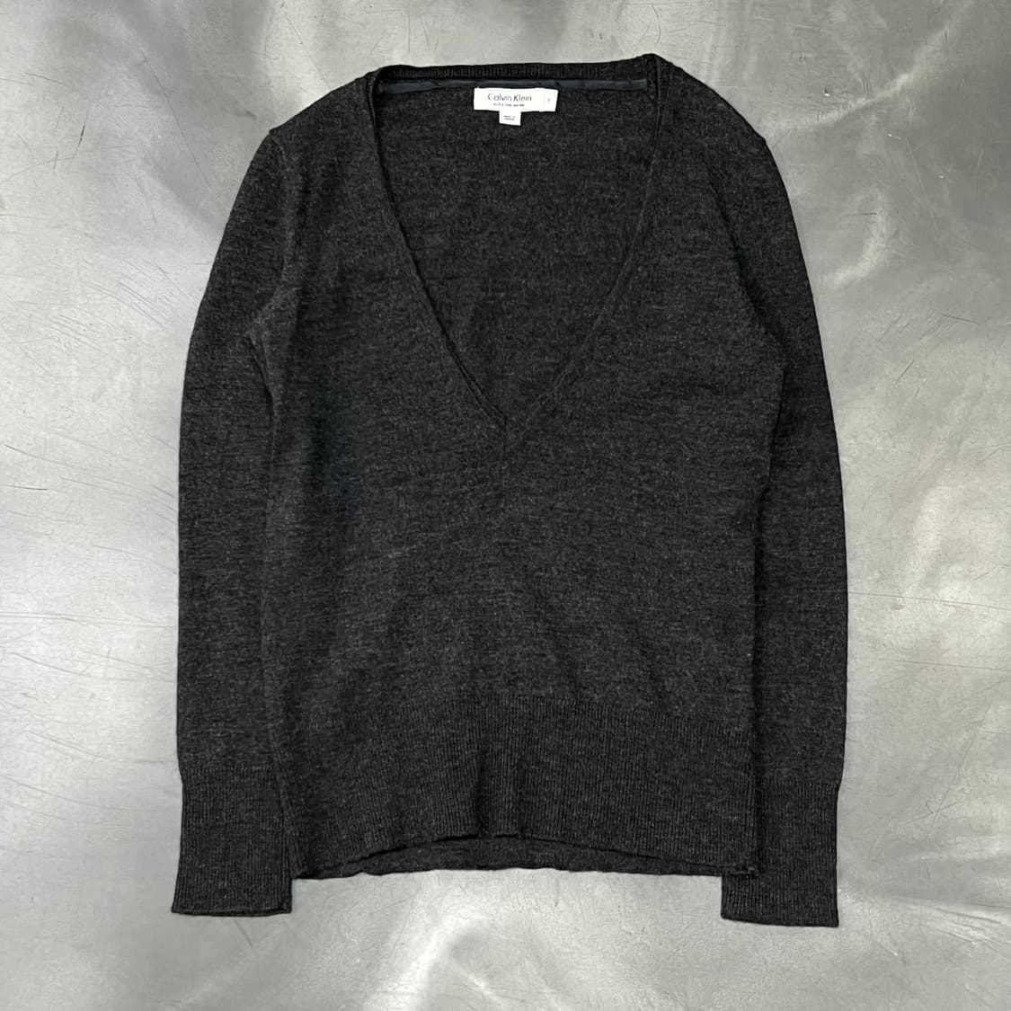  캘빈 클라인 브이넥 울 니트 y15185 상품이미지1