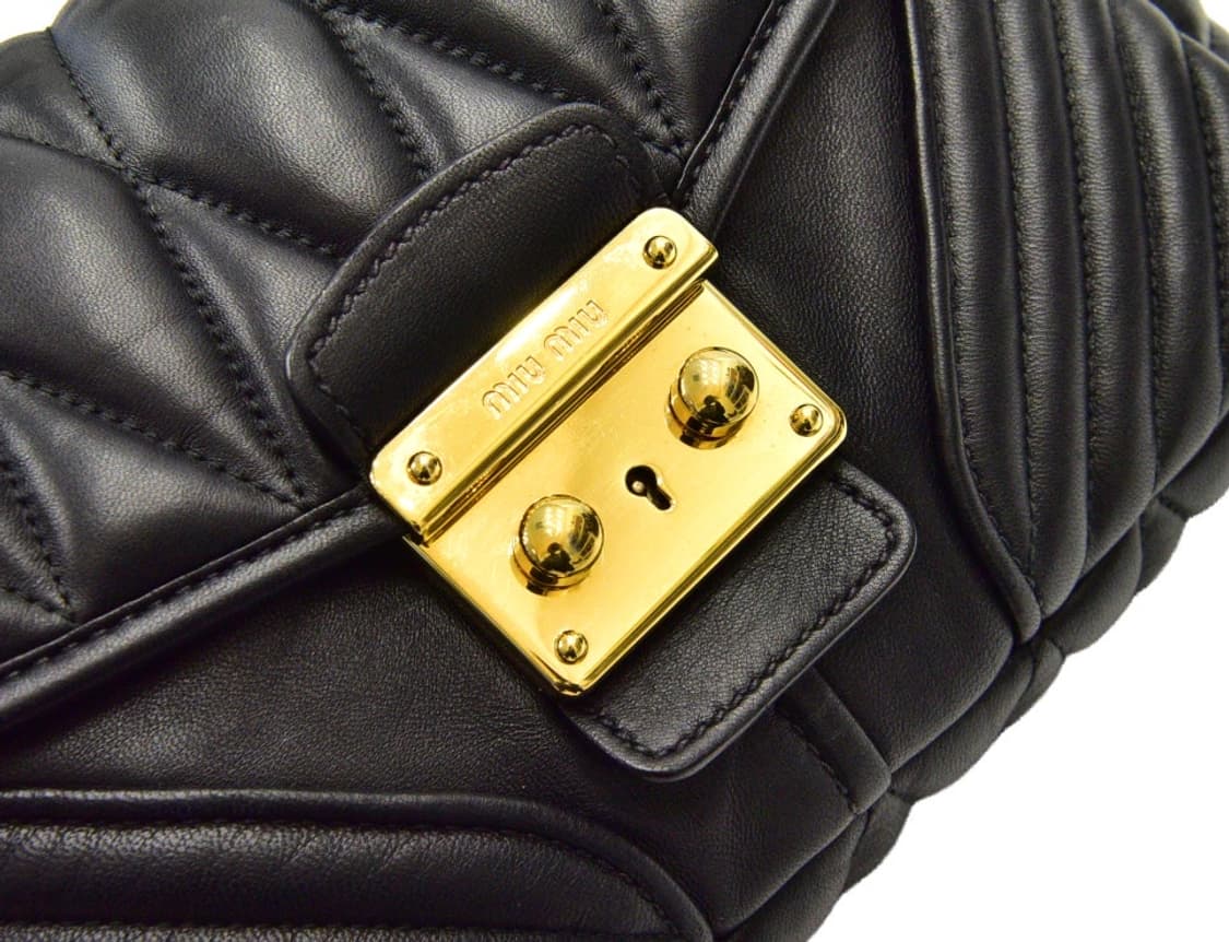 미우미우 마틀라세 바이커 퀼팅 크로스백 (정품) 상품이미지6