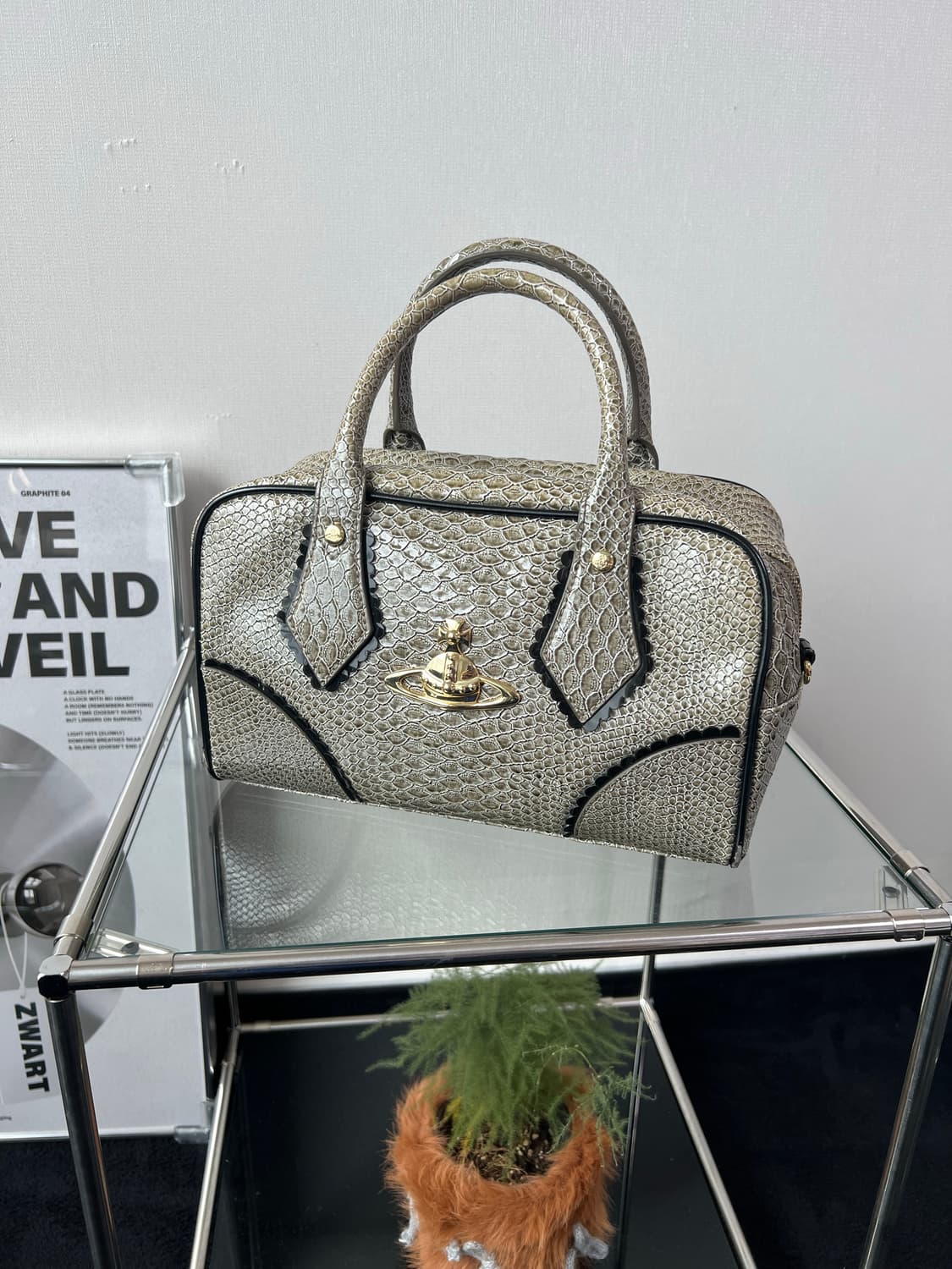 비비안웨스트우드 가방 상품이미지1