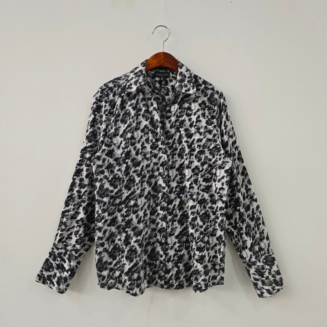 FOXCROFT 블랙&화이트 링클프리 코튼 셔츠 상품이미지1