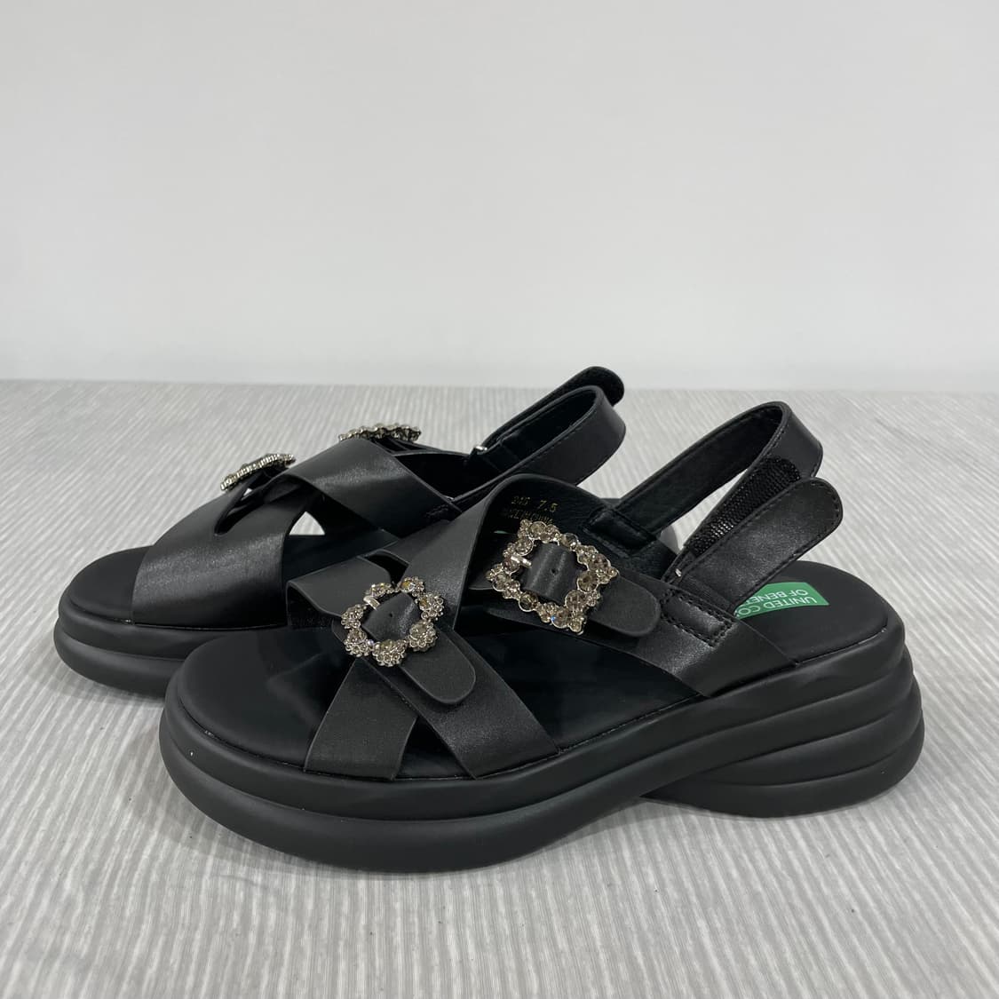 651) 베네통 플랫폼 샌들 245mm 상품이미지3