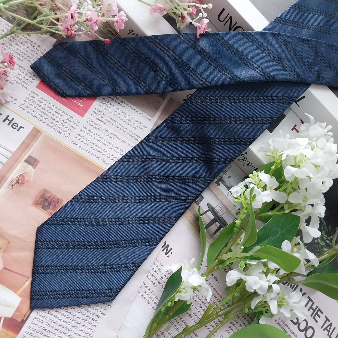 바나나리퍼블릭 넥타이 네이비 스트라이프 A+등급 K2465
 상품이미지4