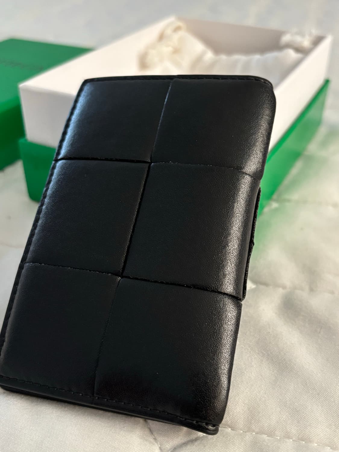 보테가베네타 인트레치아토 카세트 플랩 카드지갑  블랙 상품이미지3