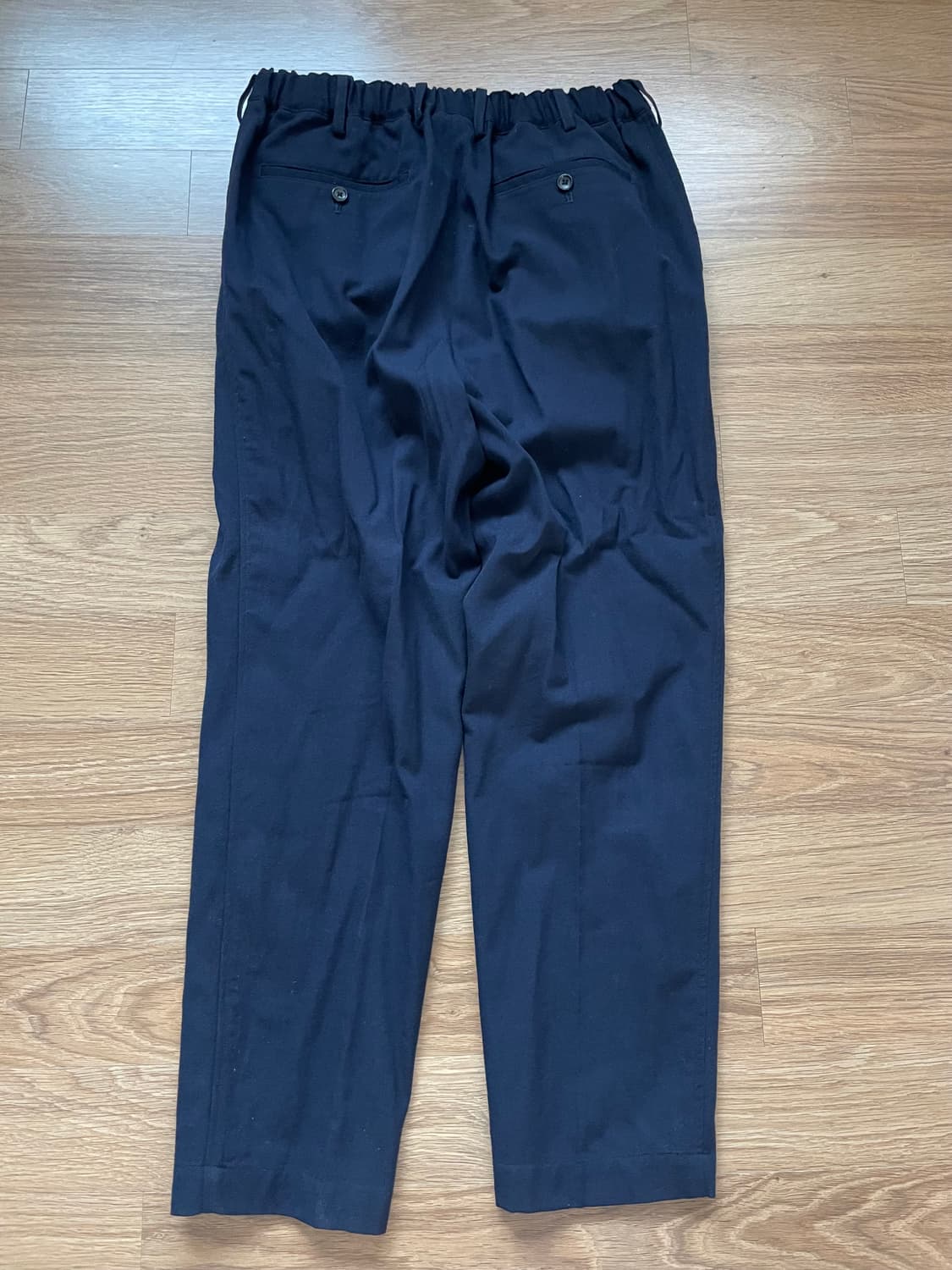 그라프페이퍼 네이비 울 밴딩 슬랙스 1사이즈 상품이미지3